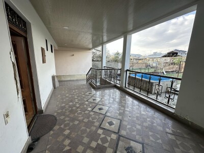 Code AA-7366, a house for sale.