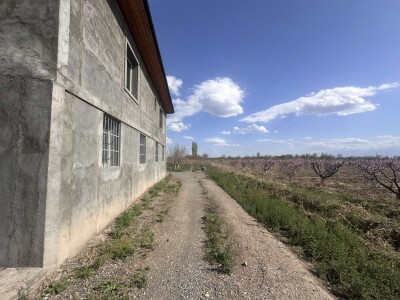 Code KS-9502. A plot of land is for sale.