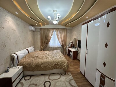 Code AA-0315, a house for sale.