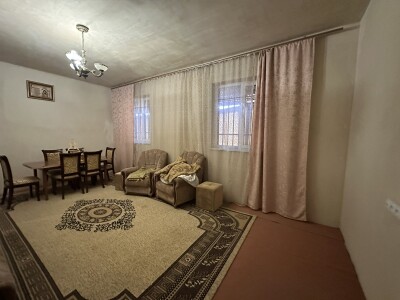 Code AS-2049. A house for sale.