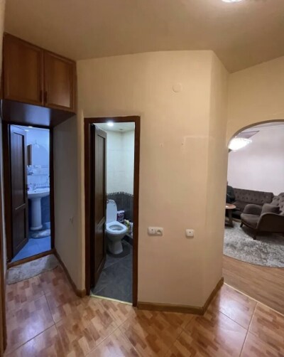 Code BA-3353. Apartment for sale