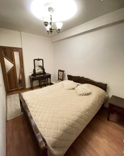 Code BA-3353. Apartment for sale