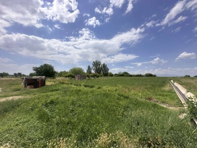 Կոդ KE-2182  Վաճառվում է հողատարածք