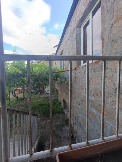 Կոդ AA-3334 Վաճառվում է առանձնատուն