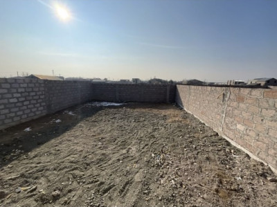 Կոդ AA-2082   Վաճառվում է  առանձնատուն