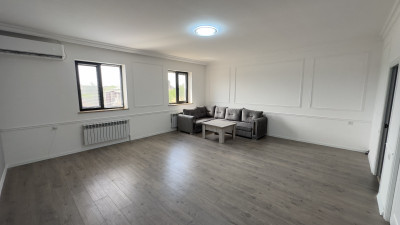 Կոդ AA-1077  Վաճառվում է առանձնատուն