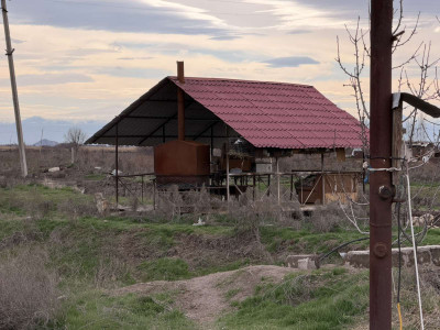 Կոդ KA-0231  Վաճառվում է կոմերցիոն տարածք