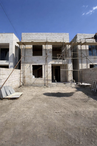 Կոդ AA-2123  Վաճառվում է նորակառույց առանձնատուն