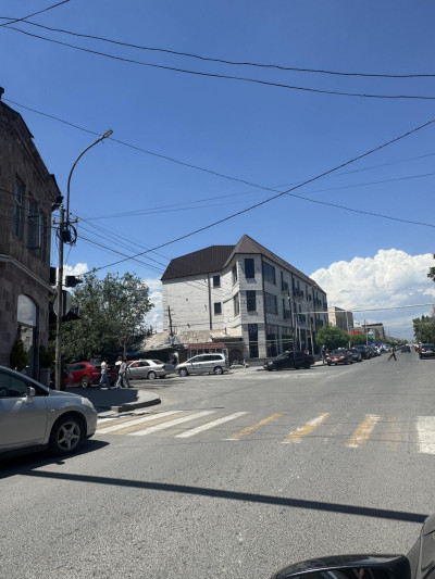 Կոդ HS-1188 Վաճառվում է տնամերձ հող