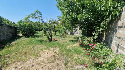 Կոդ HV-6741 Վաճառվում է տնամերձ հող
