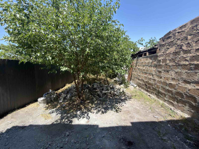 Code AA-0288 – Private house for sale