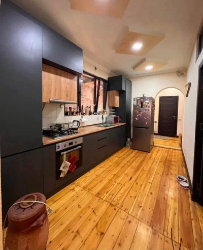 Code AV-0080 – Private house for sale