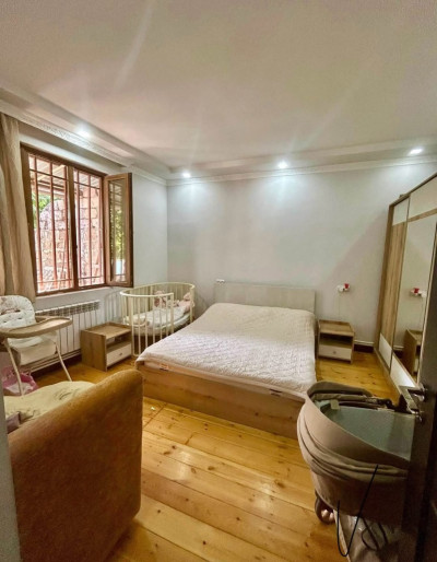 Code AV-0080 – Private house for sale