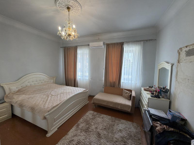 Code AA-8083 House for sale