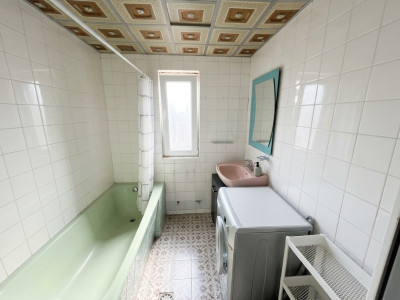 Code AA-8083 House for sale
