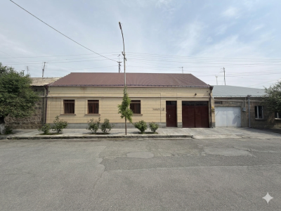 Code AA-0092 – Private house for sale