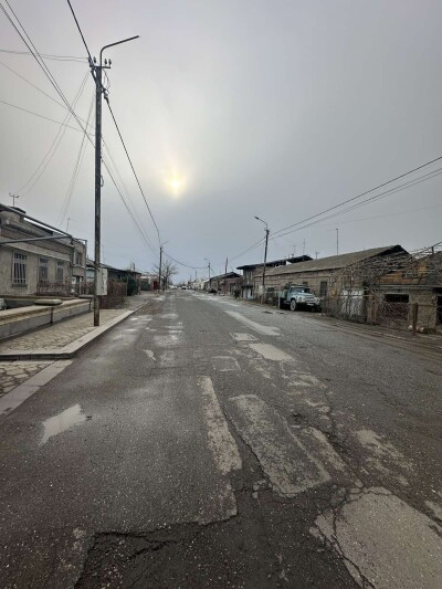 Կոդ HE-3374  Վաճառվում է տնամերձ հող