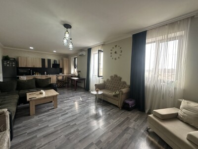 Կոդ AS-9190  Վաճառվում է առանձնատուն