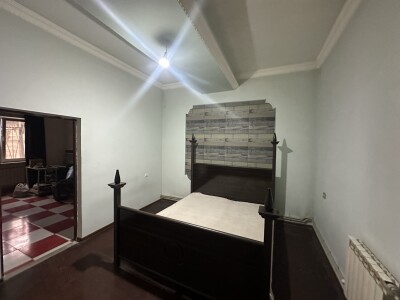 Կոդ AE-1209  Վաճառվում է առանձնատուն