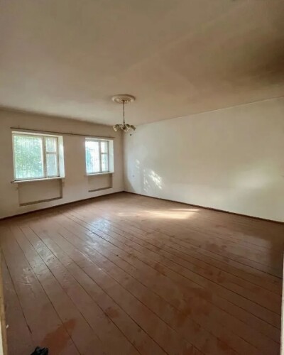 Կոդ AA-6354  Վաճառվում է առանձնատուն