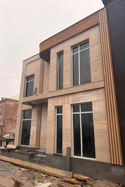 Կոդ AS-0343  Վաճառվում է առանձնատուն