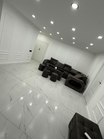 🏠 Կոդ 734 Վարձով է տրվում բնակարան