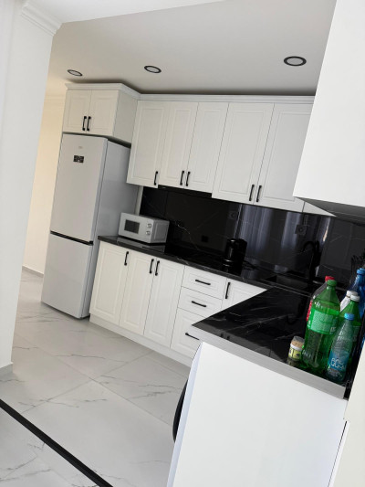 🏠 Կոդ 734 Վարձով է տրվում բնակարան