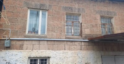 Կոդ  A-321 Վարձով է տրվում առանձնատուն