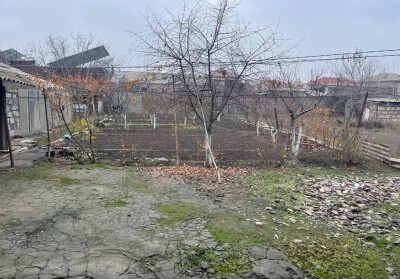 Կոդ  A-321 Վարձով է տրվում առանձնատուն