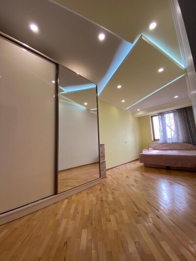 Կոդ 458 Վարձով է տրվում  բնակարան