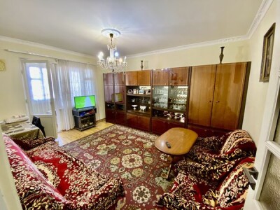 Կոդ 638 Վարձով է տրվում  բնակարան