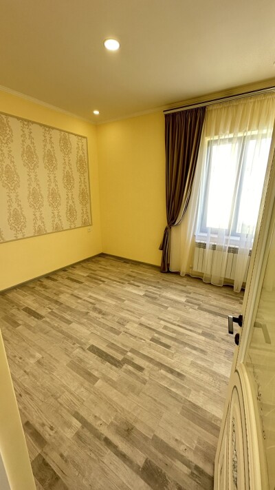 Կոդ AA-9535 Վաճառվում է առանձնատուն