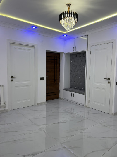 Կոդ BA-9977  Վաճառվում է բնակարան