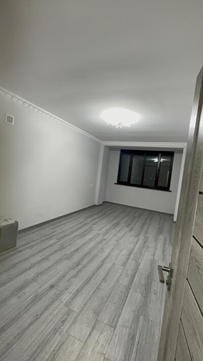 Կոդ B-329 Վարձով է տրվում բնակարան