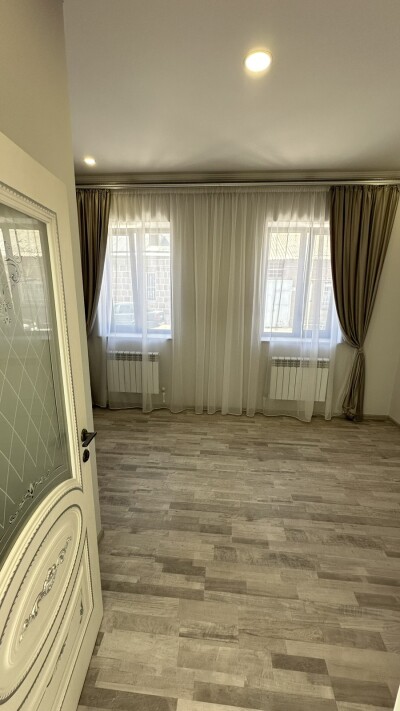 Կոդ AA-9535 Վաճառվում է առանձնատուն