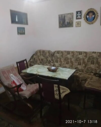 Կոդ 372 Վարձով է տրվում առանձնատուն