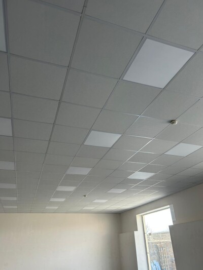 Կոդ 396  Վարձով է տրվում  ԿՈՄԵՐՑԻՈՆ ՏԱՐԱԾՔ