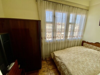 Կոդ 638 Վարձով է տրվում  բնակարան