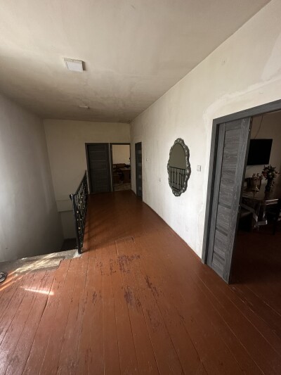 Կոդ AA-9445  Վաճառվում է երկհարկանի առանձնատուն