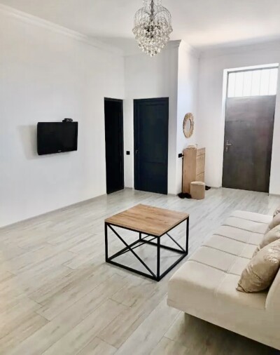 Կոդ AA-0096   Վաճառվում է առանձնատուն