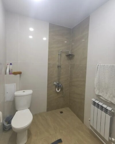 Կոդ 374 Վարձով է տրվում առանձնատուն