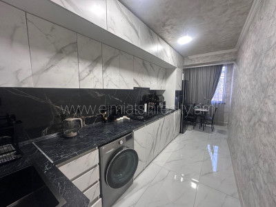 Կոդ BA-9977  Վաճառվում է բնակարան