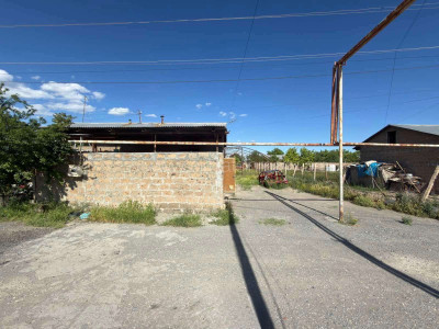 Կոդ AA-4160 Վաճառվում է առանձնատուն