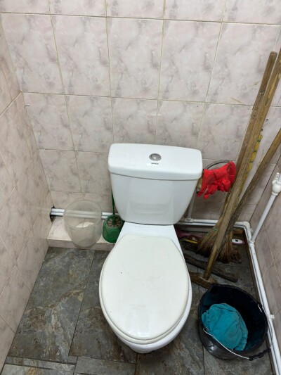 Կոդ 605 Վարձով է տրվում ԿՈՄԵՐՑԻՈՆ ՏԱՐԱԾՔ