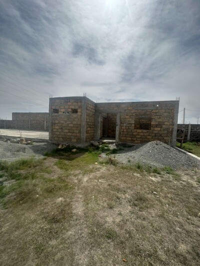 Կոդ KA-5515  Վաճառվում է կիսակառույց հանգստյան գոտի