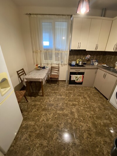 Կոդ AA-1216  Վաճառվում է 2 հարկանի առանձնատուն