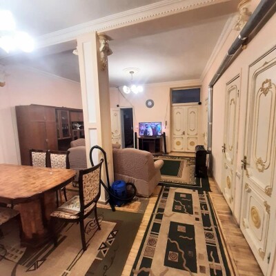 Կոդ AE-6783  Վաճառվում է առանձնատուն