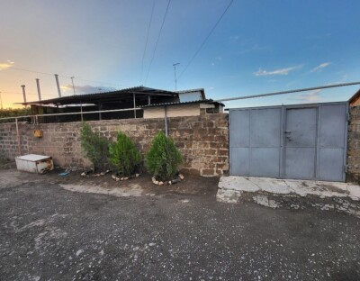 Կոդ AA-6452  Վաճառվում է առանձնատուն