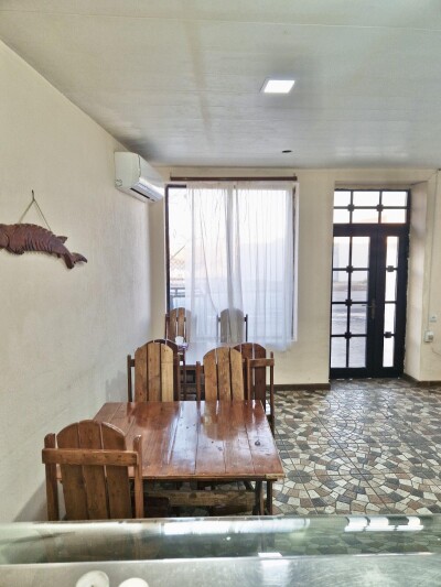 Կոդ 621 Վարձով է տրվում  ԳՈՐԾՈՂ ԲԻԶՆԵՍ