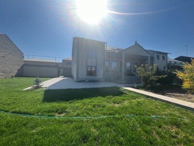 Կոդ 653 Վարձով է տրվում առանձնատուն